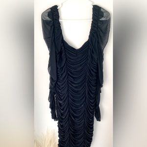 🖤fashion nova ruched midi dress🖤